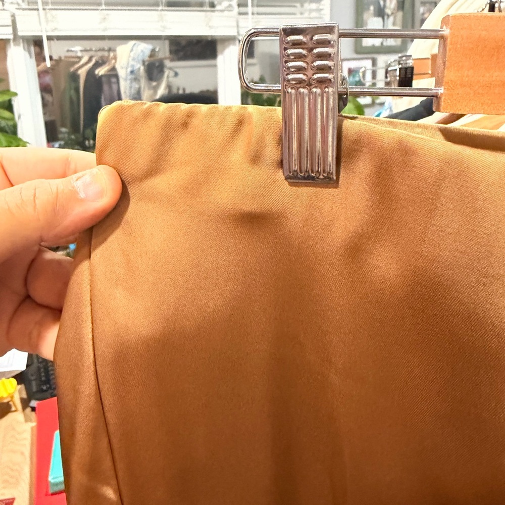 SHEIN Gold Satin Maxi Skirt - Picture 4 of 9